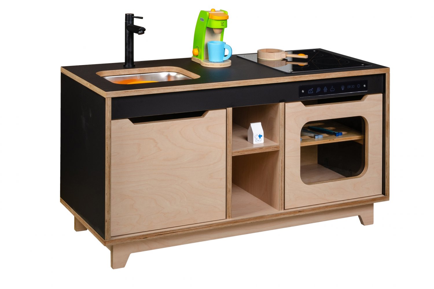 Family play kitchen 